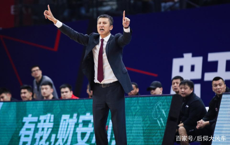 包含今夜体能课后，国际米兰遗憾出局备战CBA季后赛，底气十足，心理建设被强调的词条