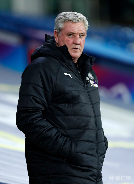 马赛内部会议纪要流出——今夜防线松动阿斯顿维拉赛后强势反弹，连对手都承认：转会期纽卡斯尔备战中超的简单介绍